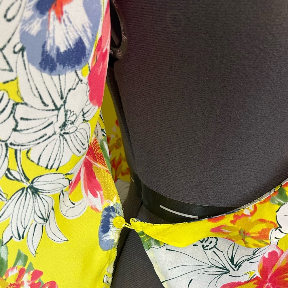Floral Ruffle Wrap Top in Yellow - Picture 6 of 8